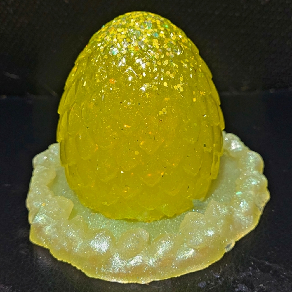 Handmade Resin Dragon Egg in nest - Picture 11 of 12